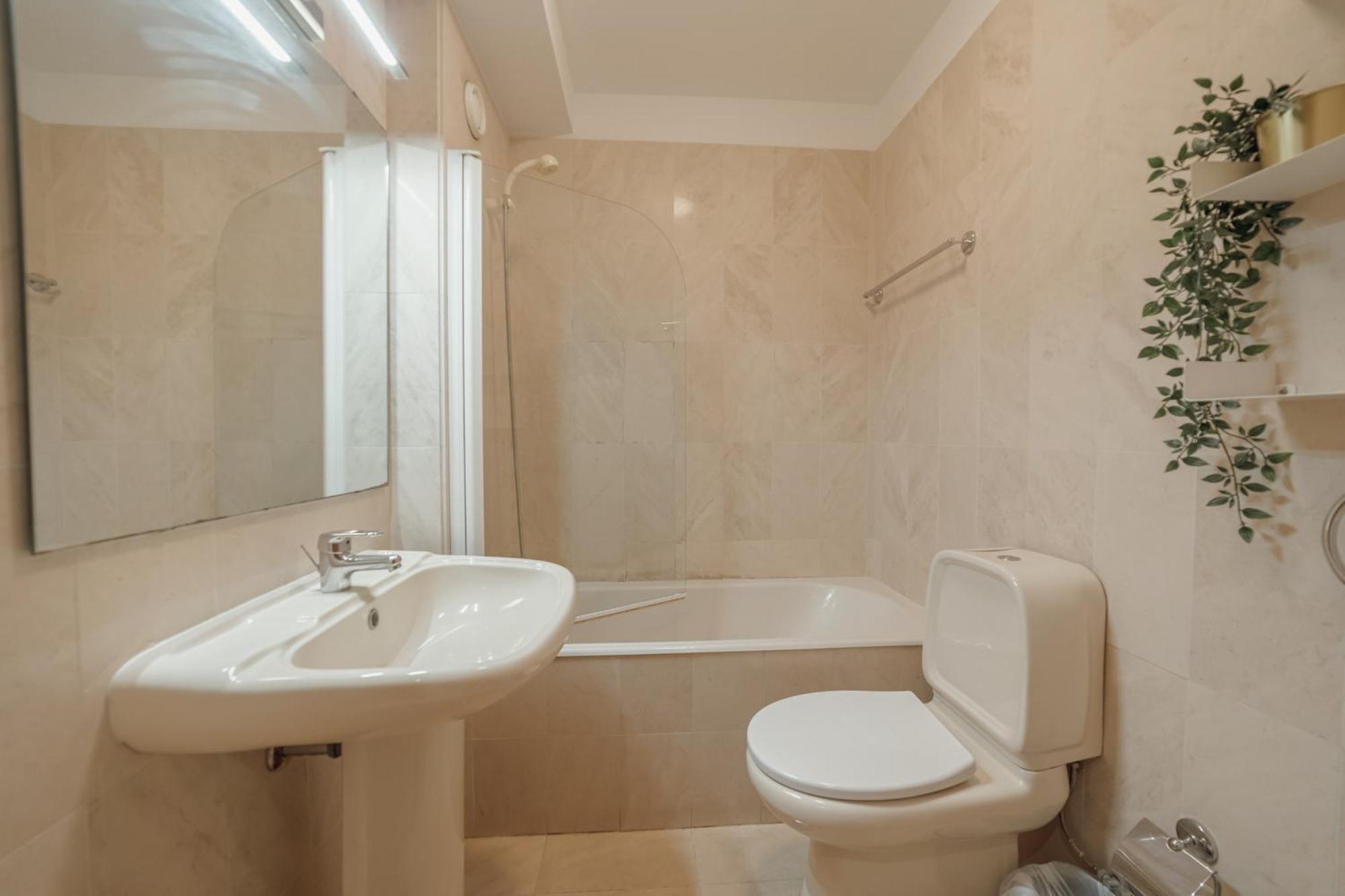 Downtown Trindade Apartment With Terrace By Vacationy OOporto Esterno foto